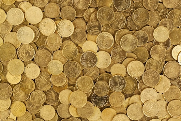 黄金交易保证金多少(黄金期货保证金多少会平仓)_http://xycfv.cn_期货技巧_第1张