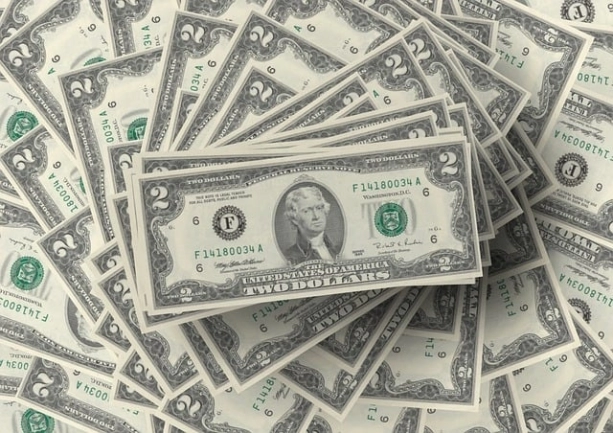 美国玉米期货今日行情(美国玉米期货今日行情最新)_http://xycfv.cn_期货技巧_第1张