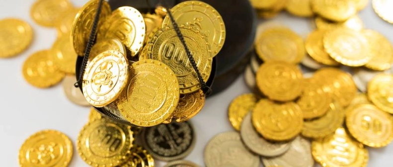 2024年今日黄金涨还是跌(2o21年4月黄金价格)_http://xycfv.cn_期货知识_第1张